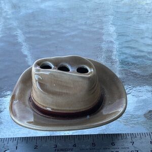 Ceramic cowboy toothbrush holder in Beige with Brown Band